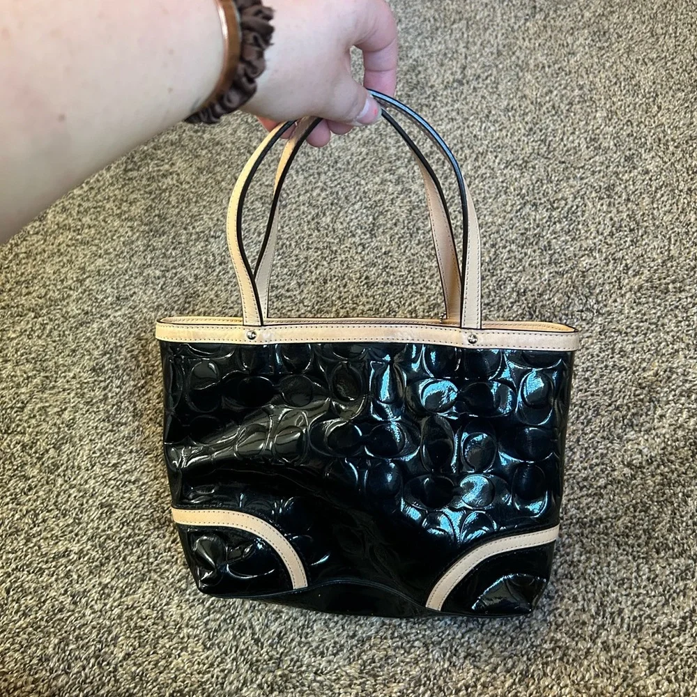 Coach Black and Tan Bag - Picture 3 of 10